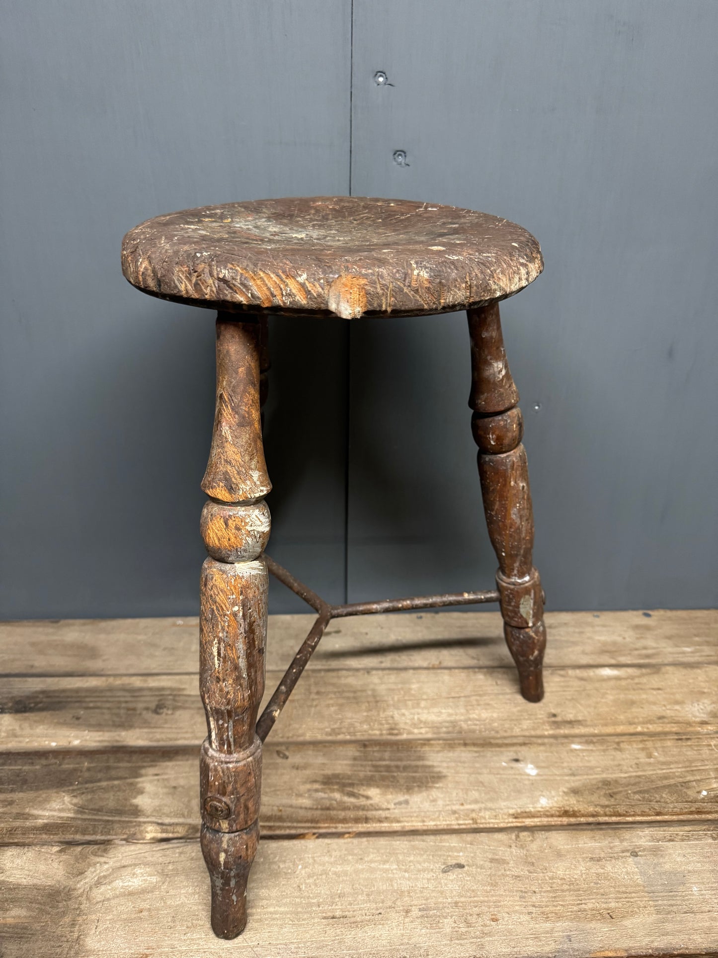 Antique Orton & Spooner 3 Leg Craftsman’s Stool