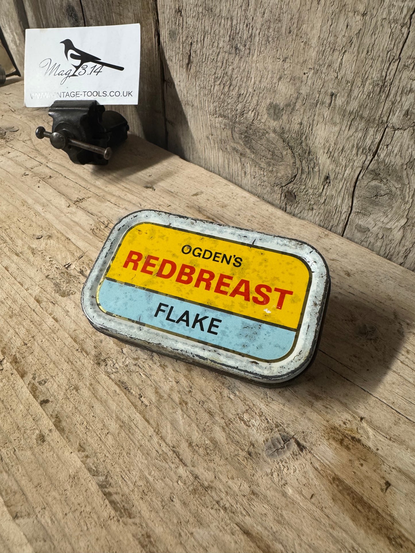 Ogdens Redbreast 2oz Flake Tin