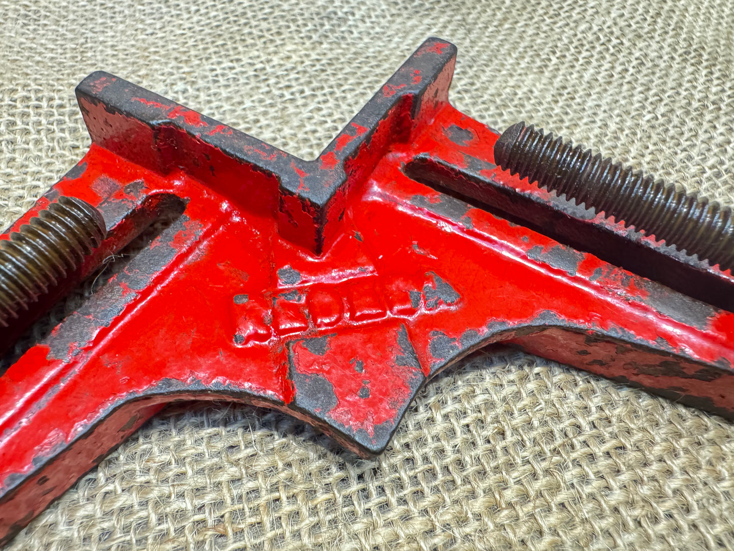 Rededa Mitre / Framing Clamp
