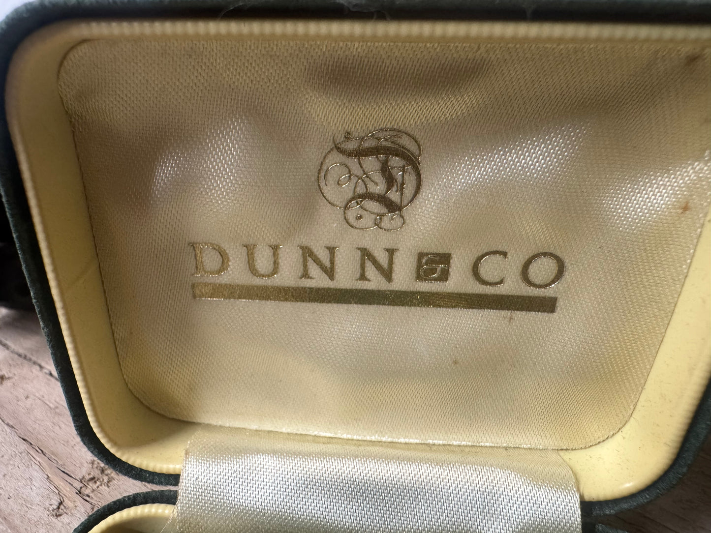 Dunn & Co Green & Brass Golfing Themed Cufflinks & Tie Pin