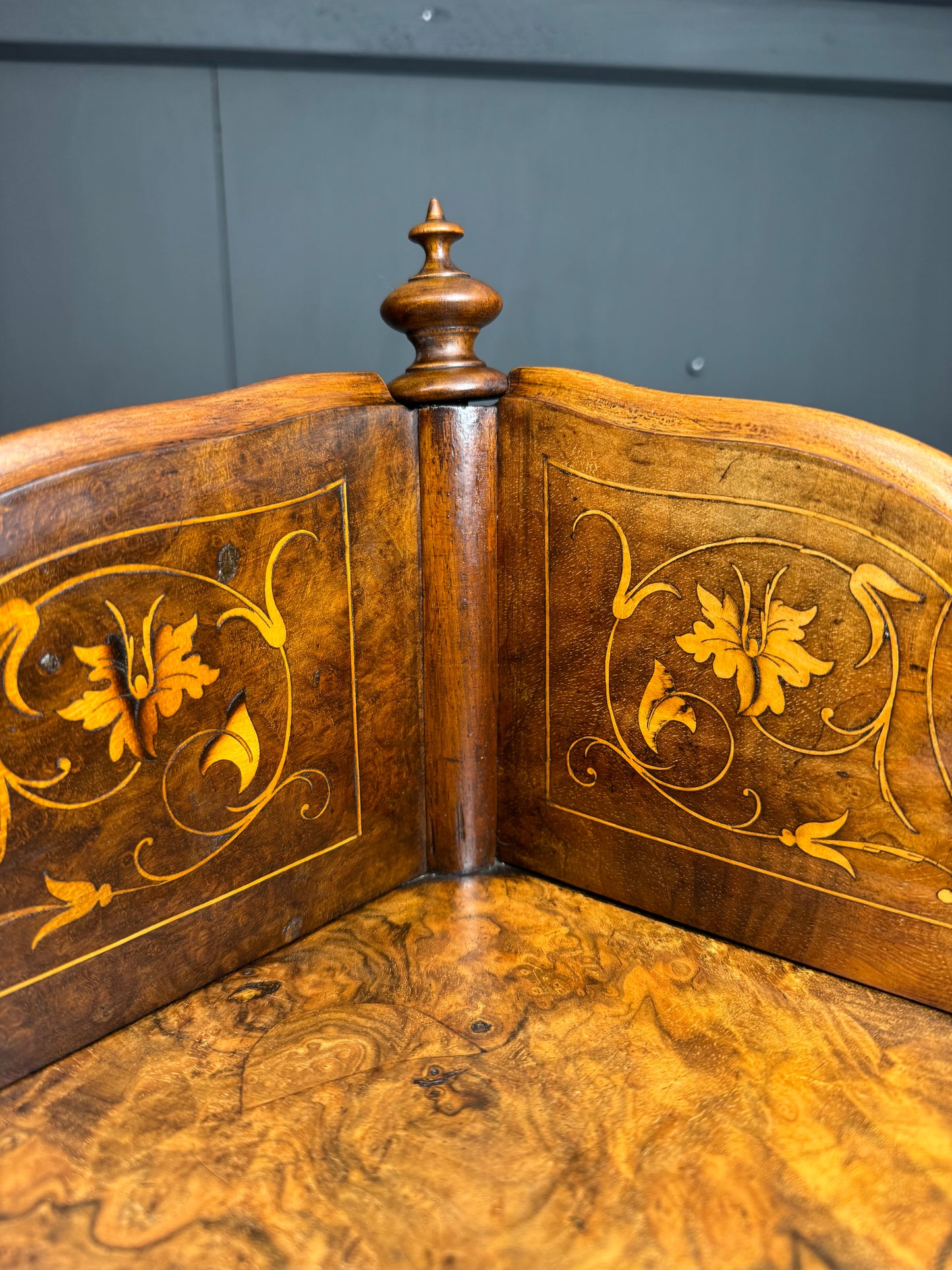 Victorian 4 Tier Walnut Inlay and Barley Twist Corner Whatnot