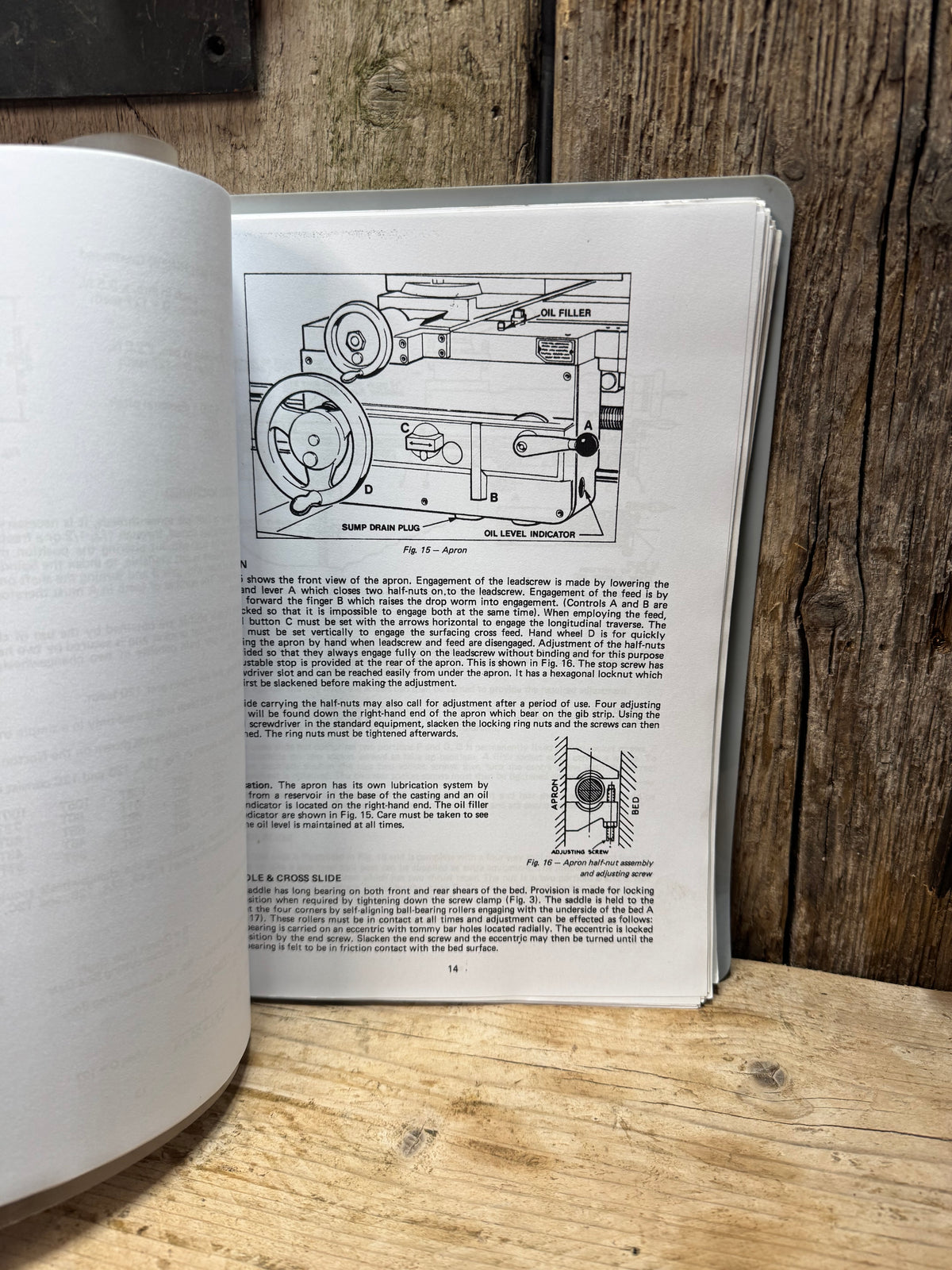 Smart & Brown Model 1024 Precision Toolroom Lathe Operating & Maintenance Instruction Manual
