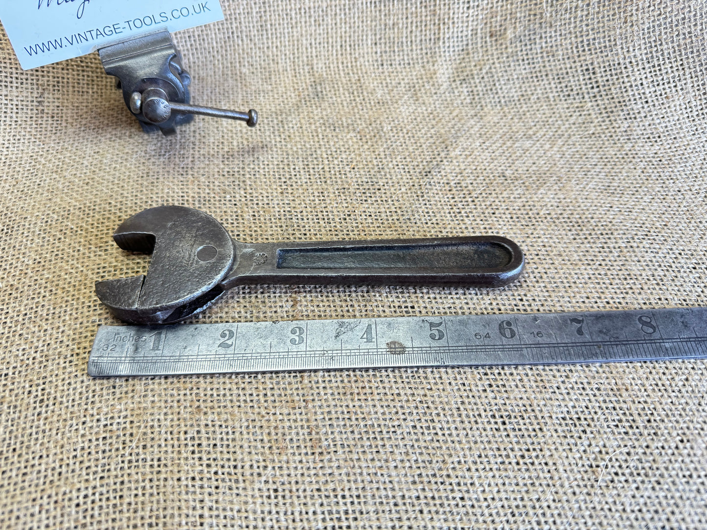 6” Swivel Head Self Adjusting Wrench