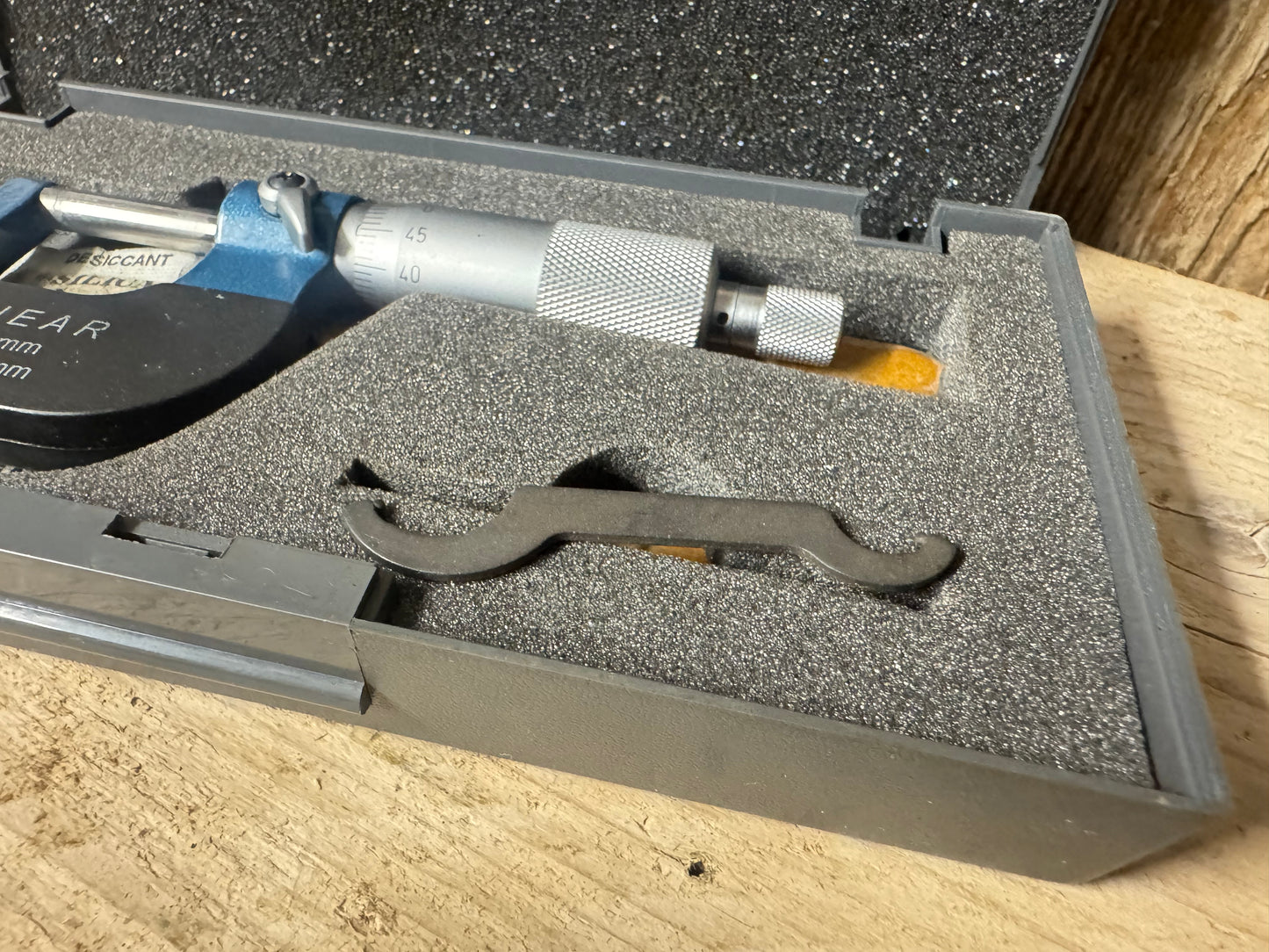 Linear 0.01mm 0-25mm Micrometer