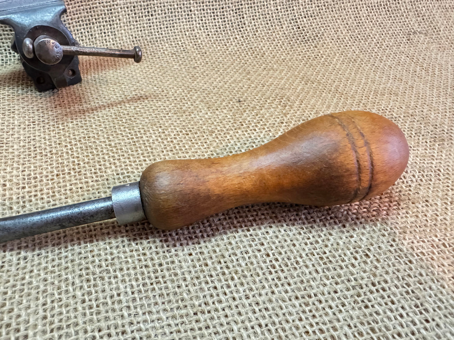 Wooden Handle Upholstery Tac Puller