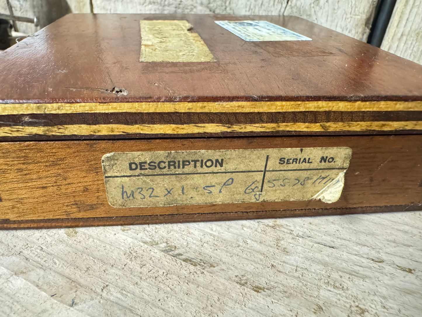 Horstman Adjustable Thread Caliper Gauge  M32 x 1.5 Model 52