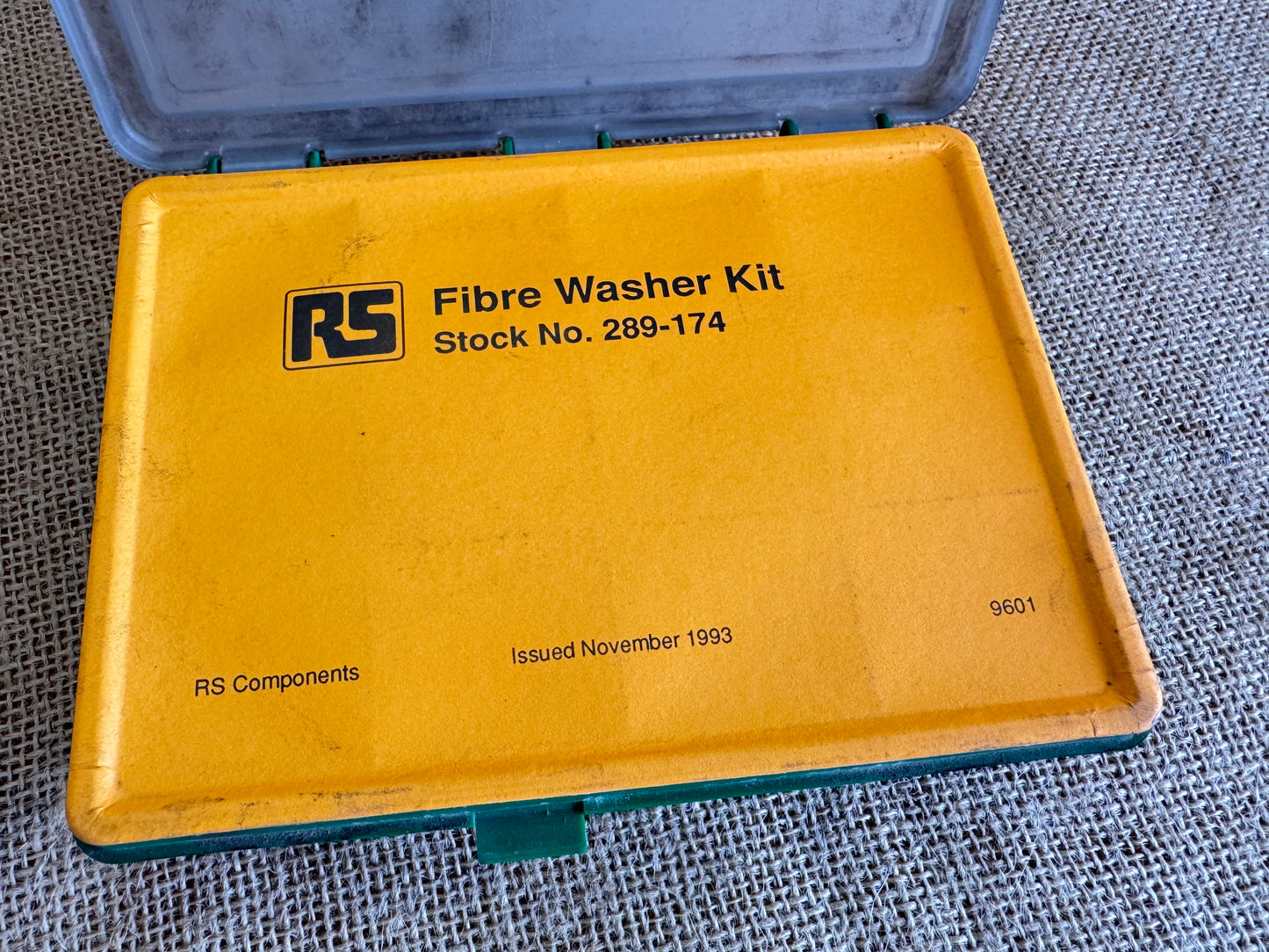 RS Components Fibre Washer Kit 289-174