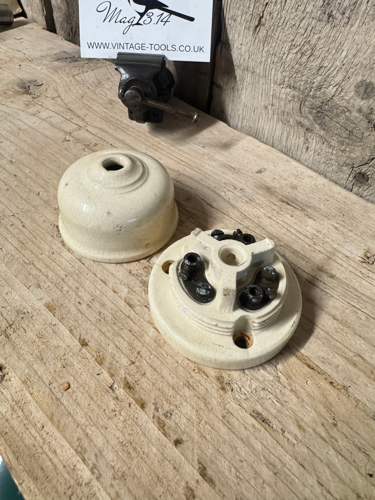 Vintage Ceramic Ceiling Rose