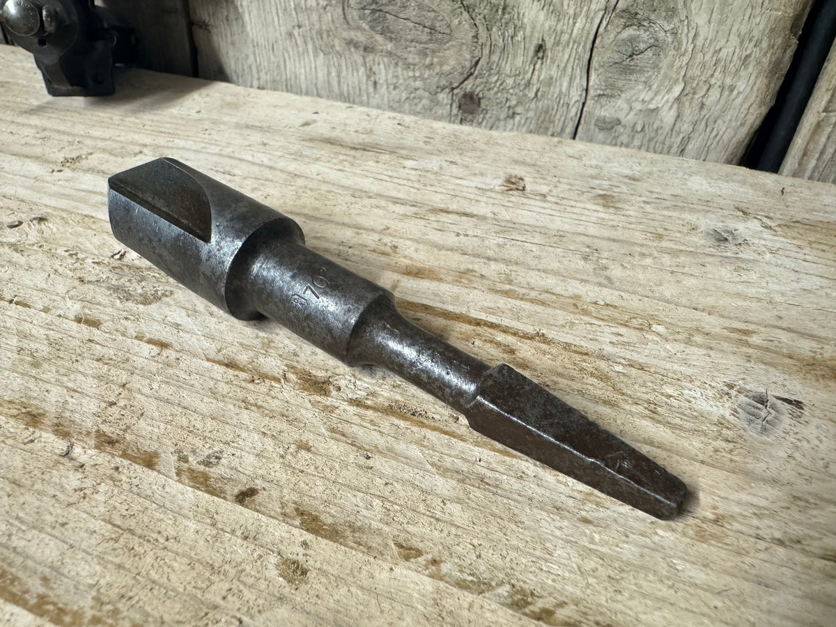 Cleveland Twist Drill Company E2276 29/32 70 Degree Countersink Brace Bit