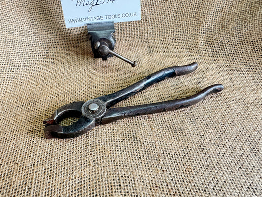 Heaton Penninsular Button Fastener Pliers