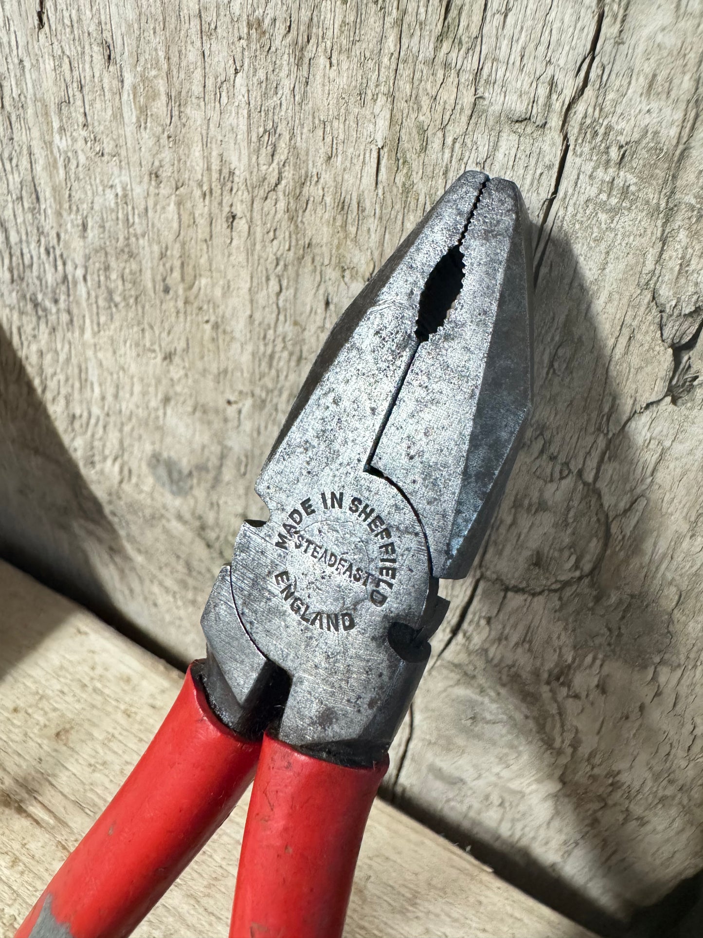 160mm Steadfast Insulated Pliers