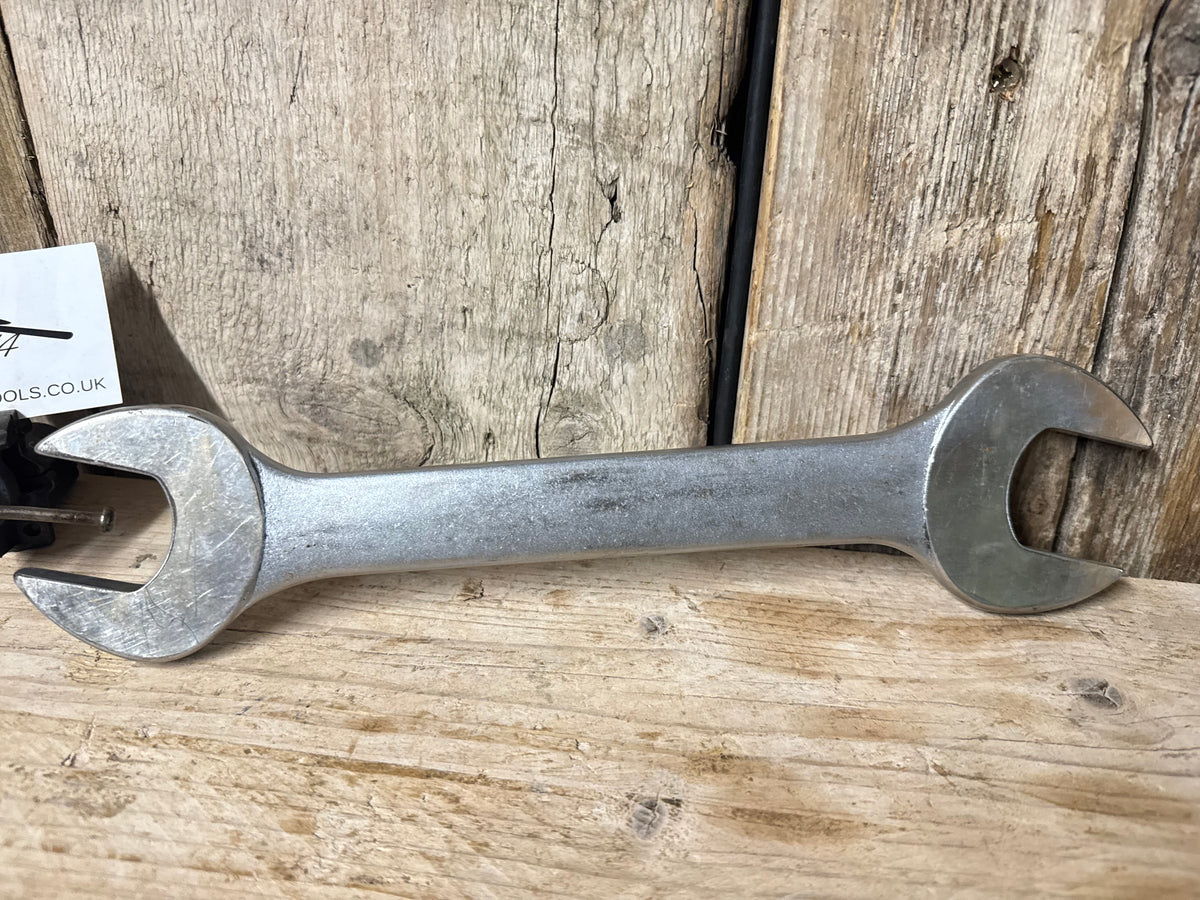 Britool 2J125143 1 1/4" & 1 7/16" Open Combination Spanner
