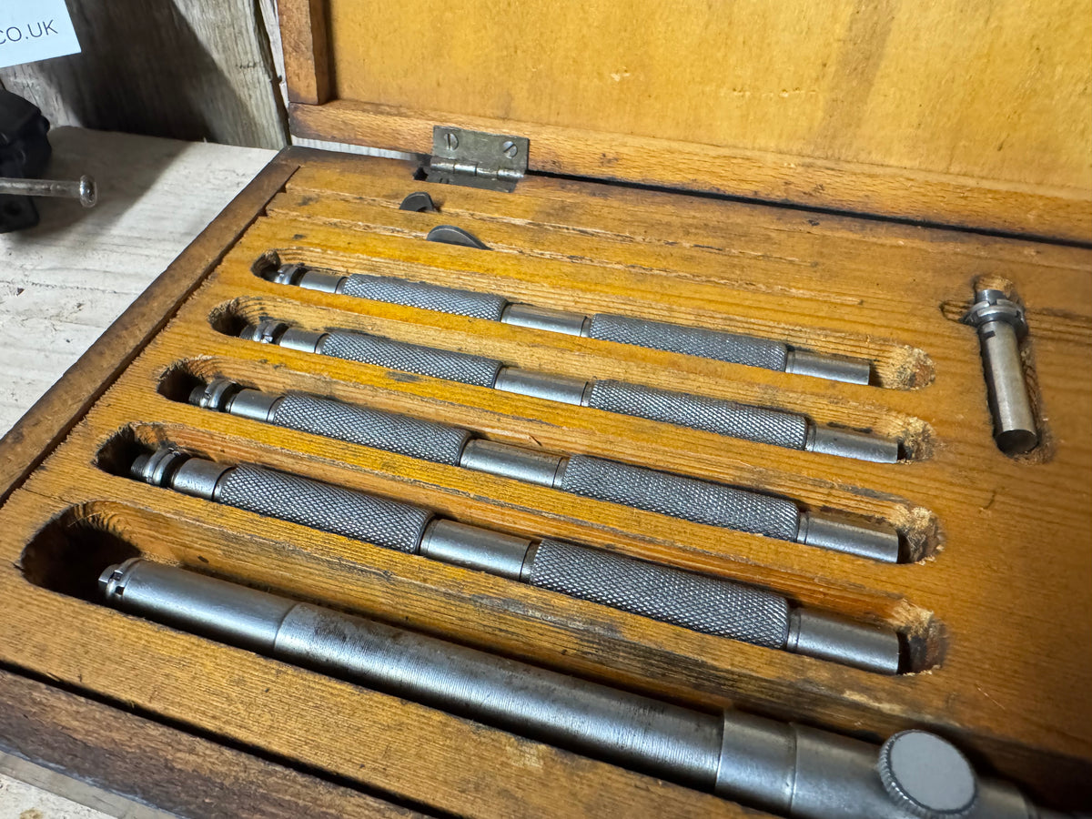 Moore & Wright No 908 Inside Micrometer