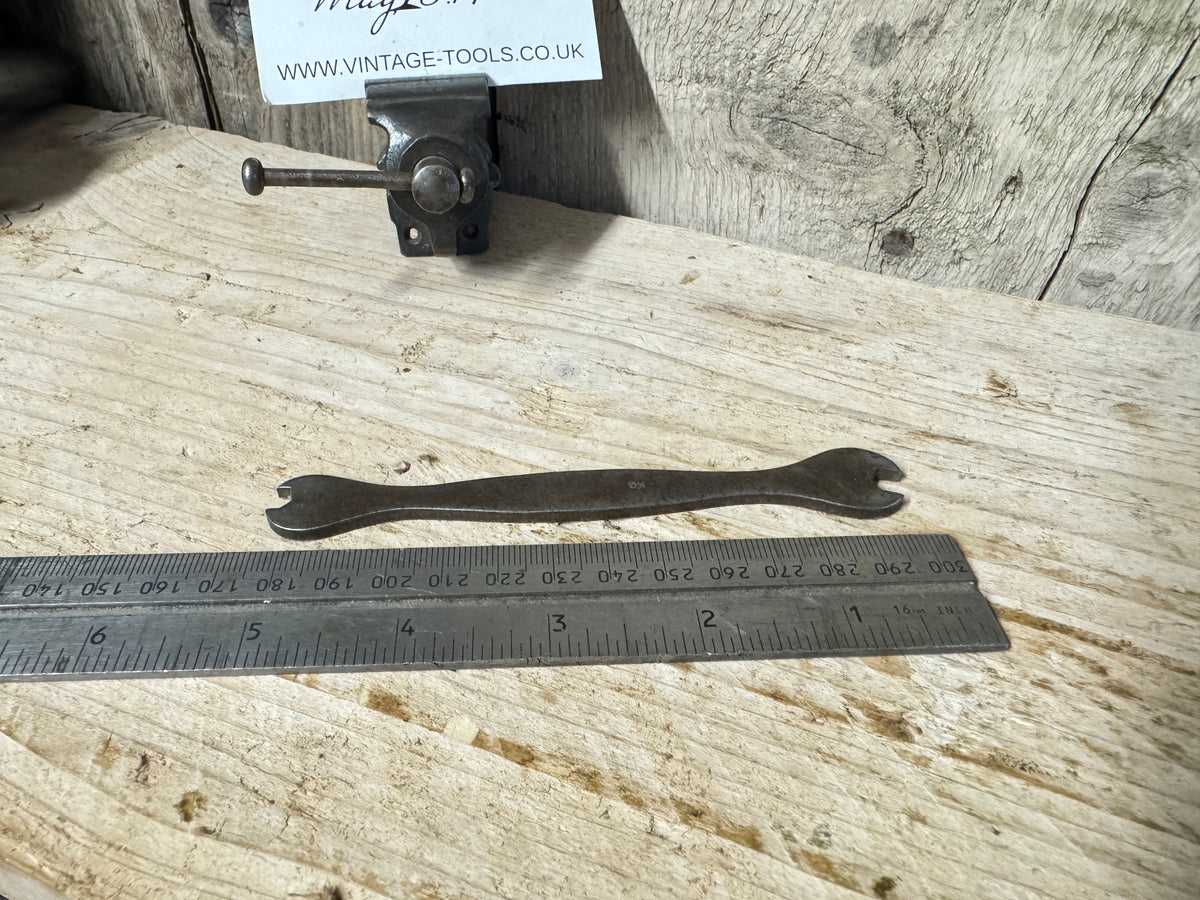 Draper No 8100 4BA & 6BA Pressed Steel Spanner