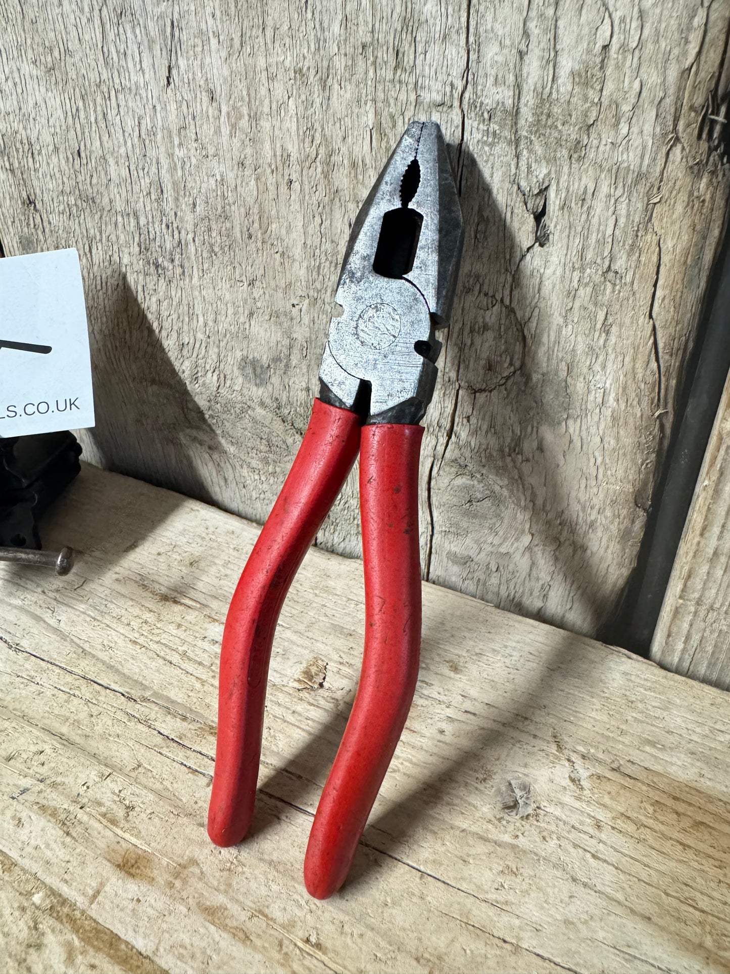 160mm Steadfast Insulated Pliers