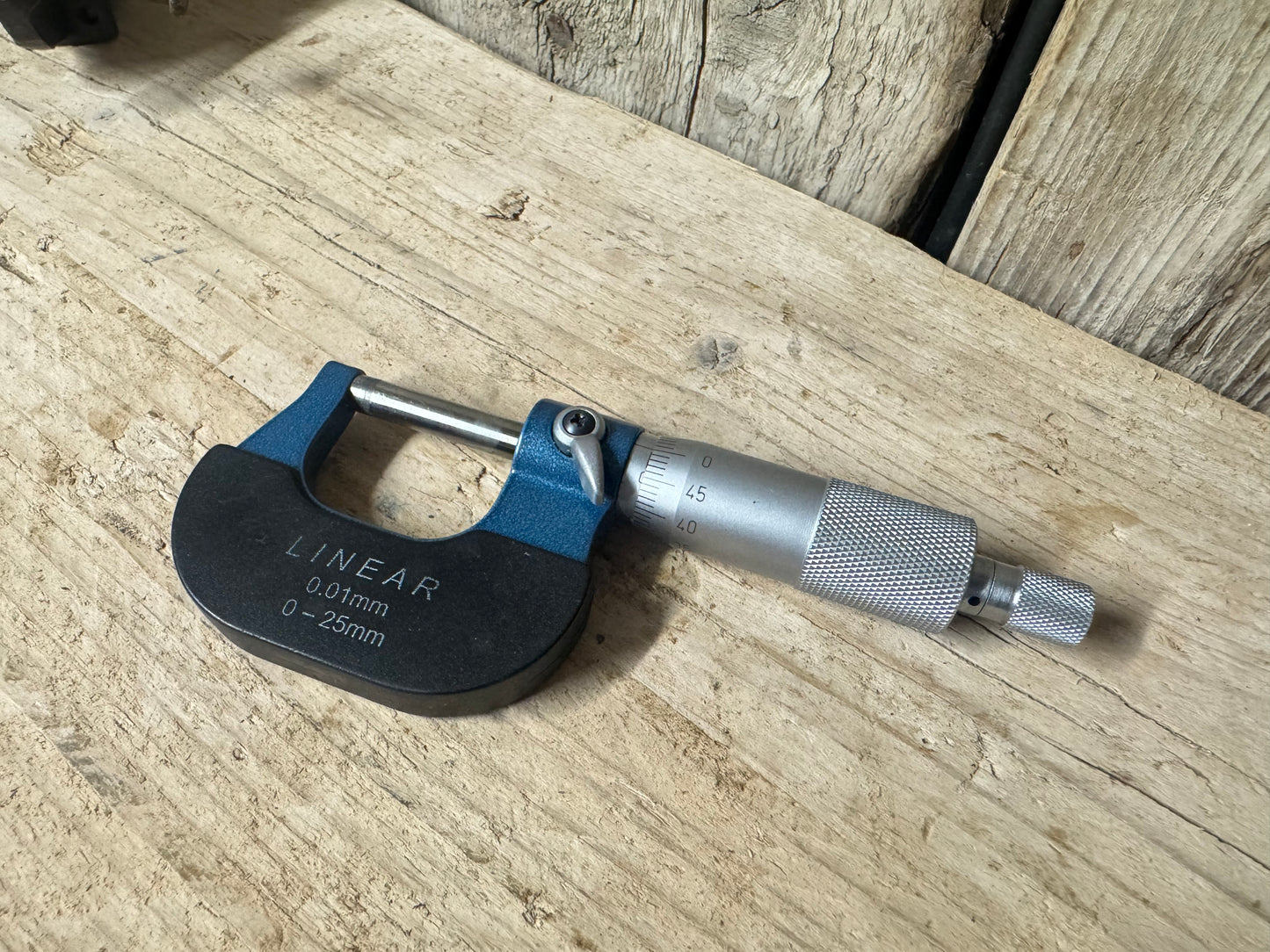 Linear 0.01mm 0-25mm Micrometer