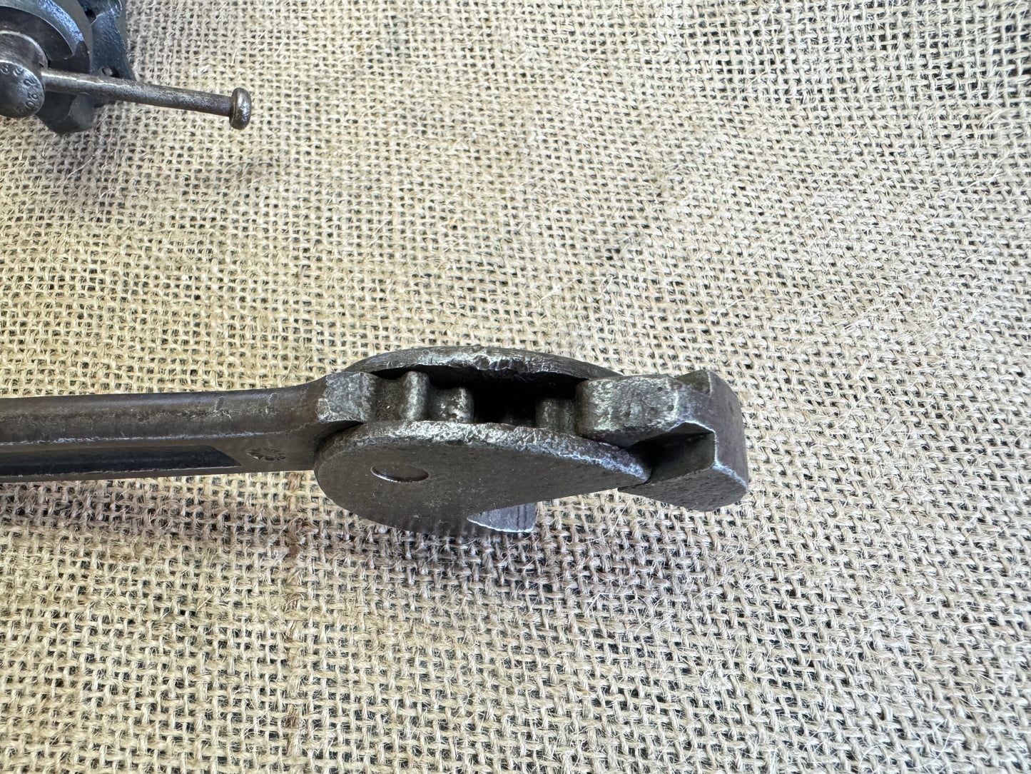 6” Swivel Head Self Adjusting Wrench