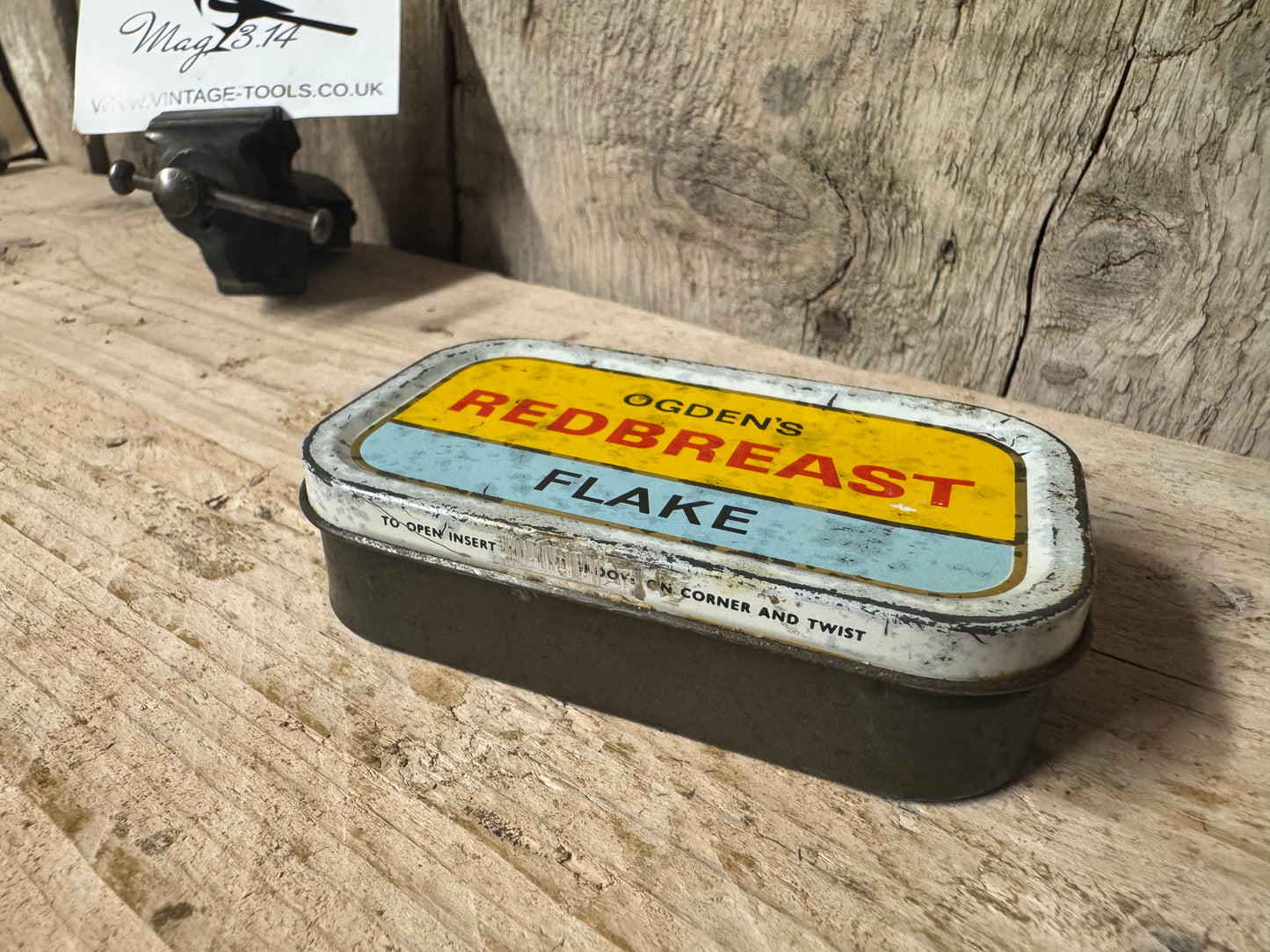Ogdens Redbreast 2oz Flake Tin