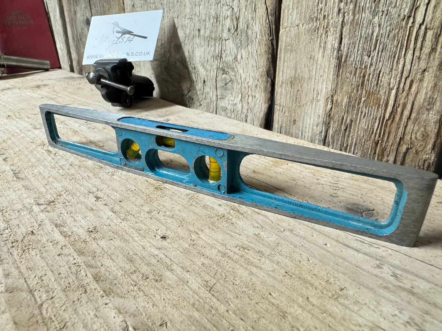 Foreign Tools 9” Aluminium Level