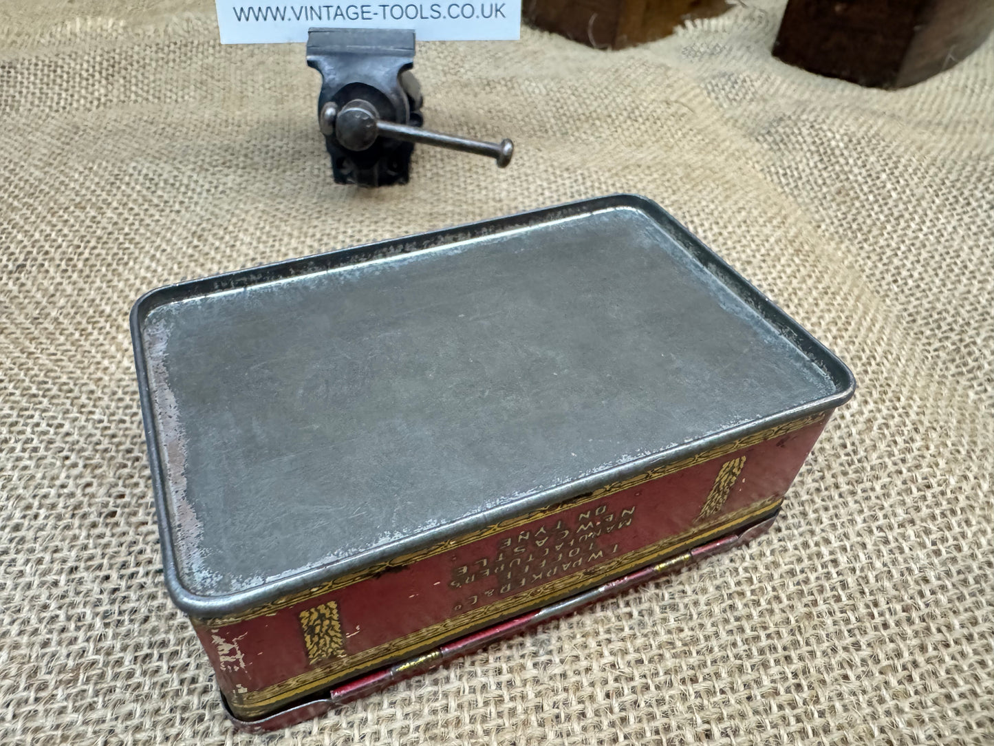 Kinema Toffee Tin