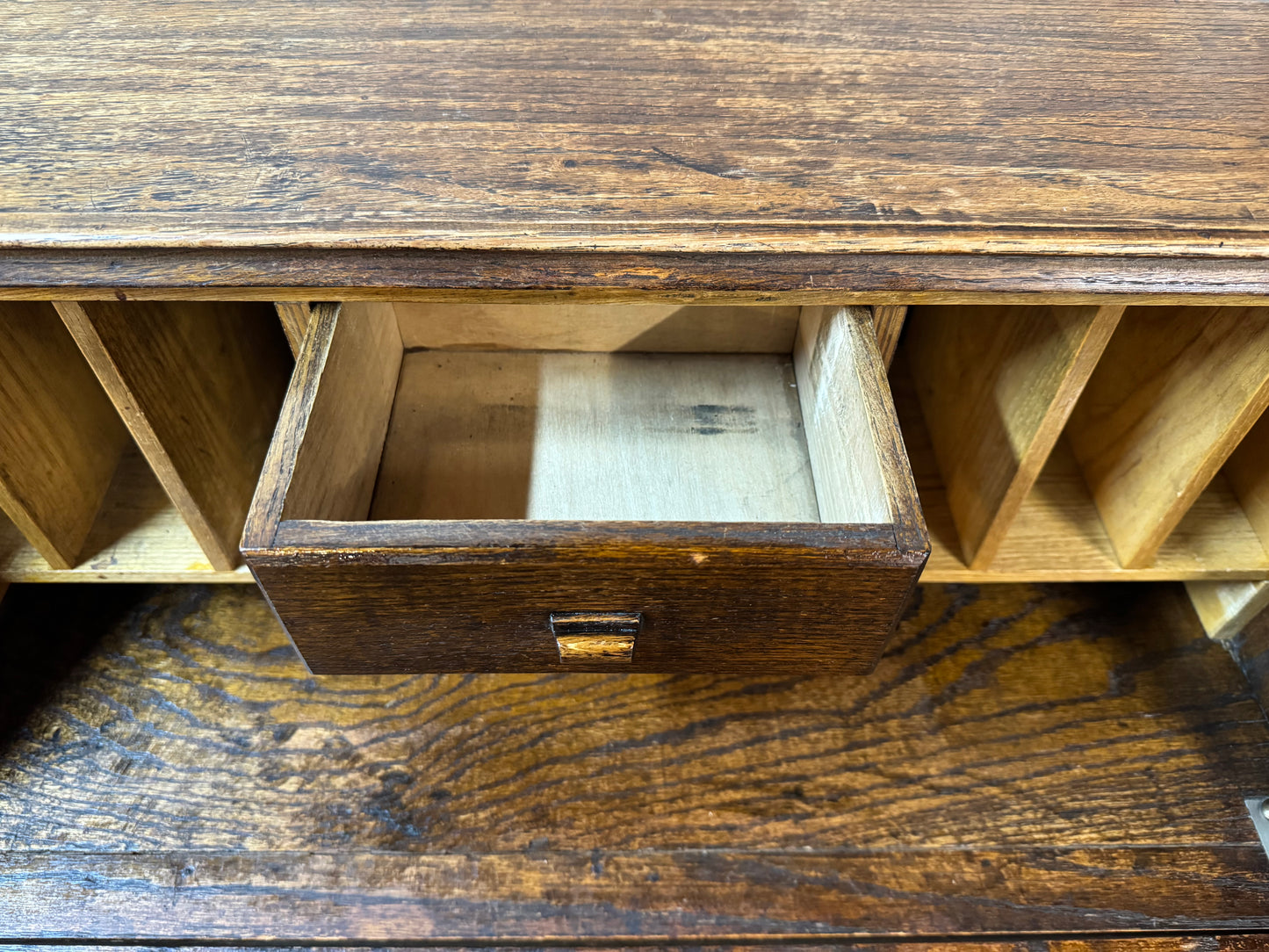 Vintage Bureau