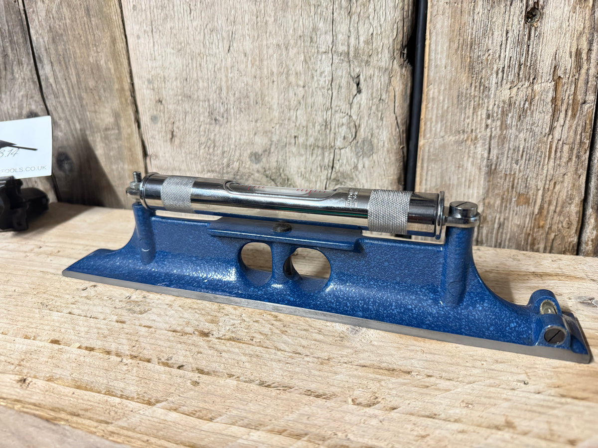 Moore & Wright No 305/12" Engineers Level