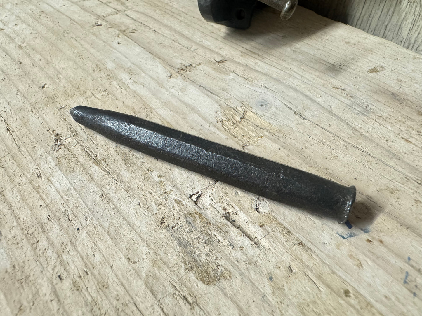 3.5" Military Broad Arrow 1944 Marked Centre Punch
