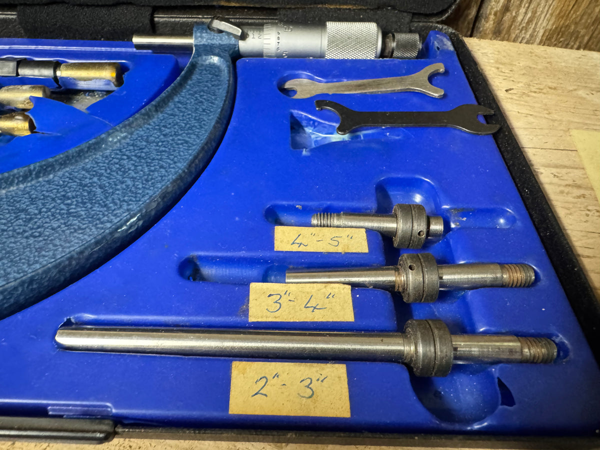 Moore & Wright No 942 2-6" Micrometer