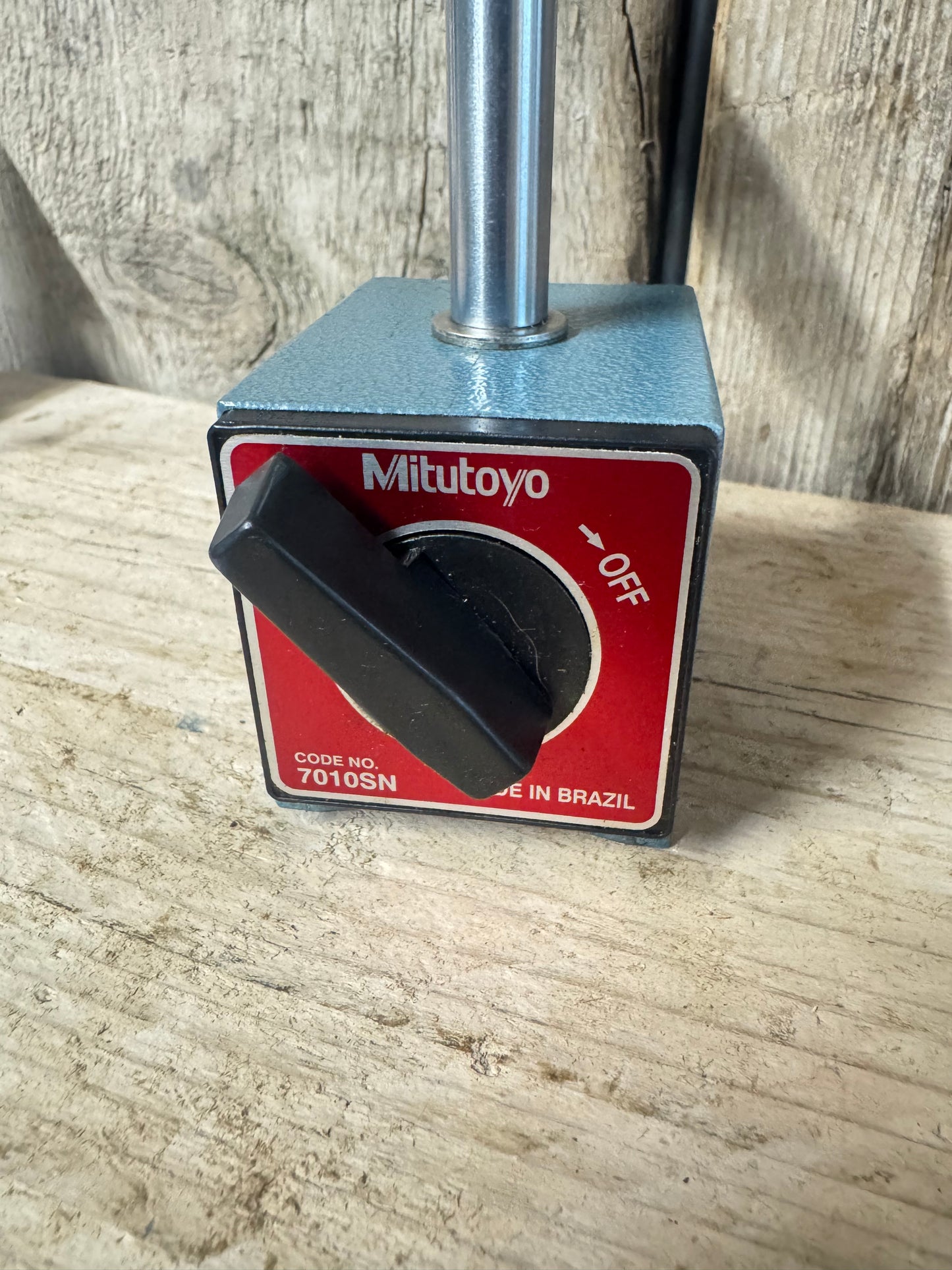 Mitutoyo 7010SN Magnetic Dial Gauge Stand