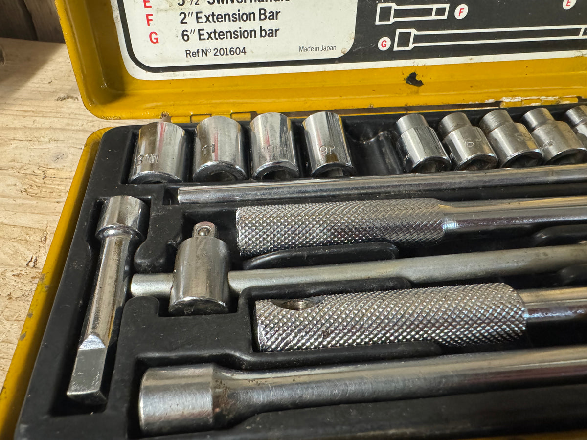 JPI 17 Piece 1/4" Metric Socket Set