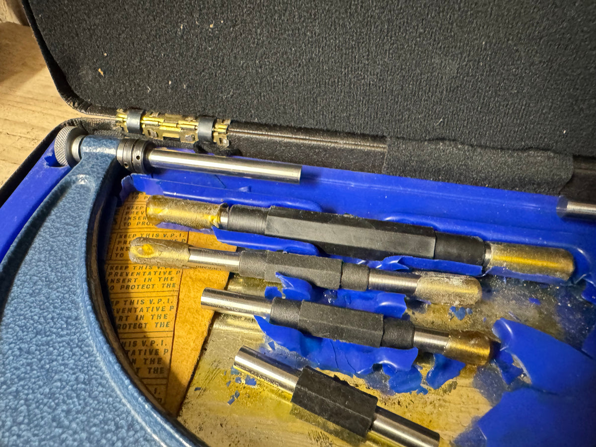 Moore & Wright No 942 2-6" Micrometer