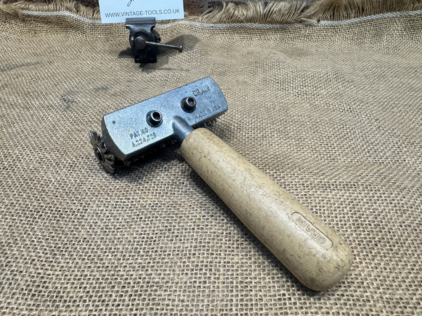 Crain Carpet Seam Roller