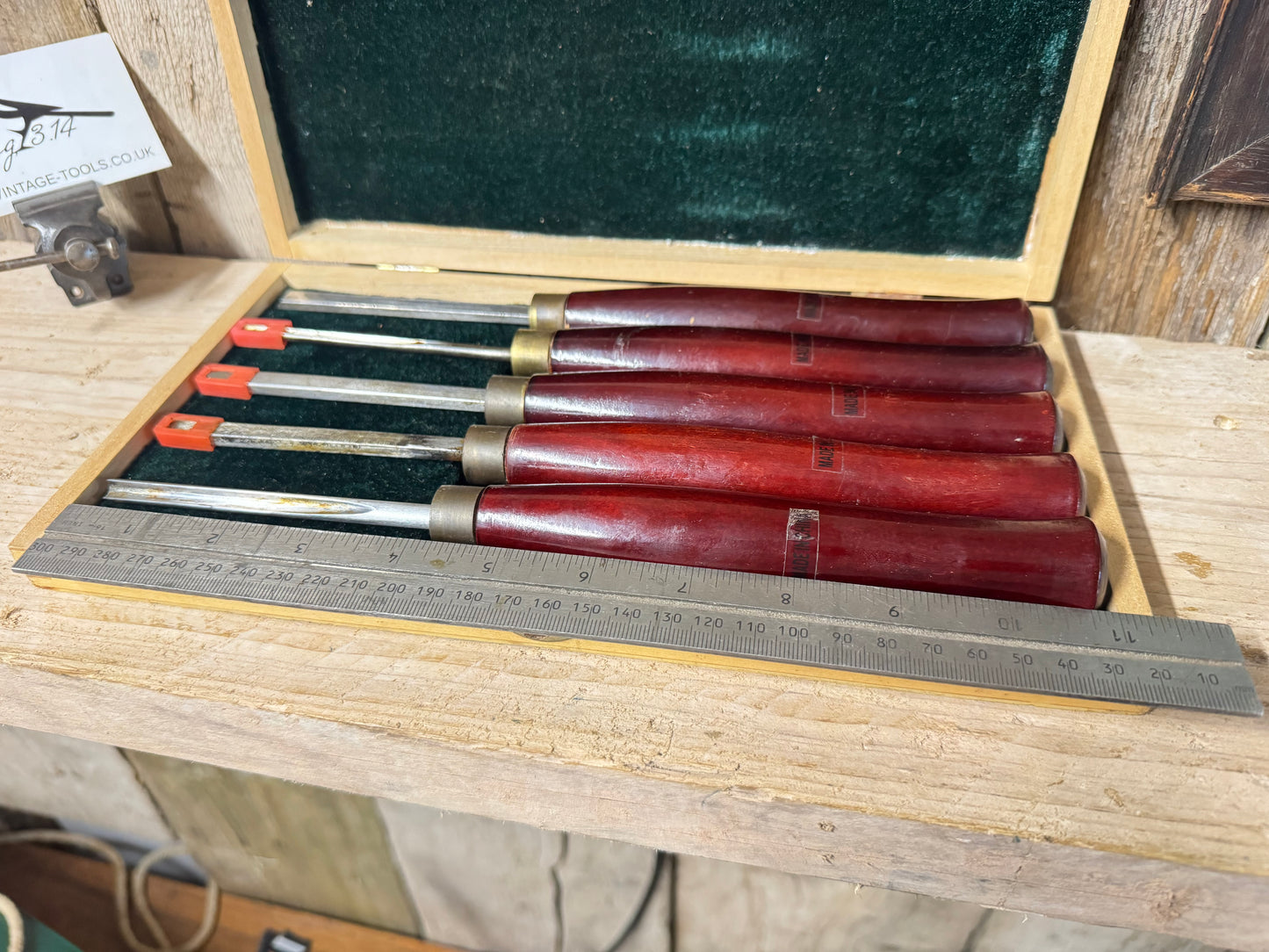 Boxed Set of 5 Modern Wood Turning Chisels
