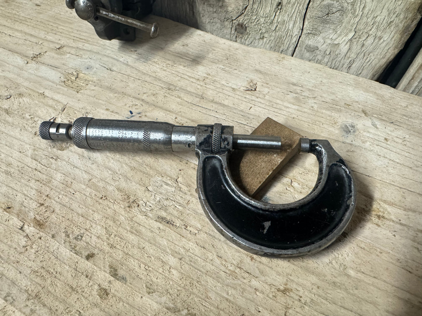Moore & Wright No 965 0-1" Micrometer
