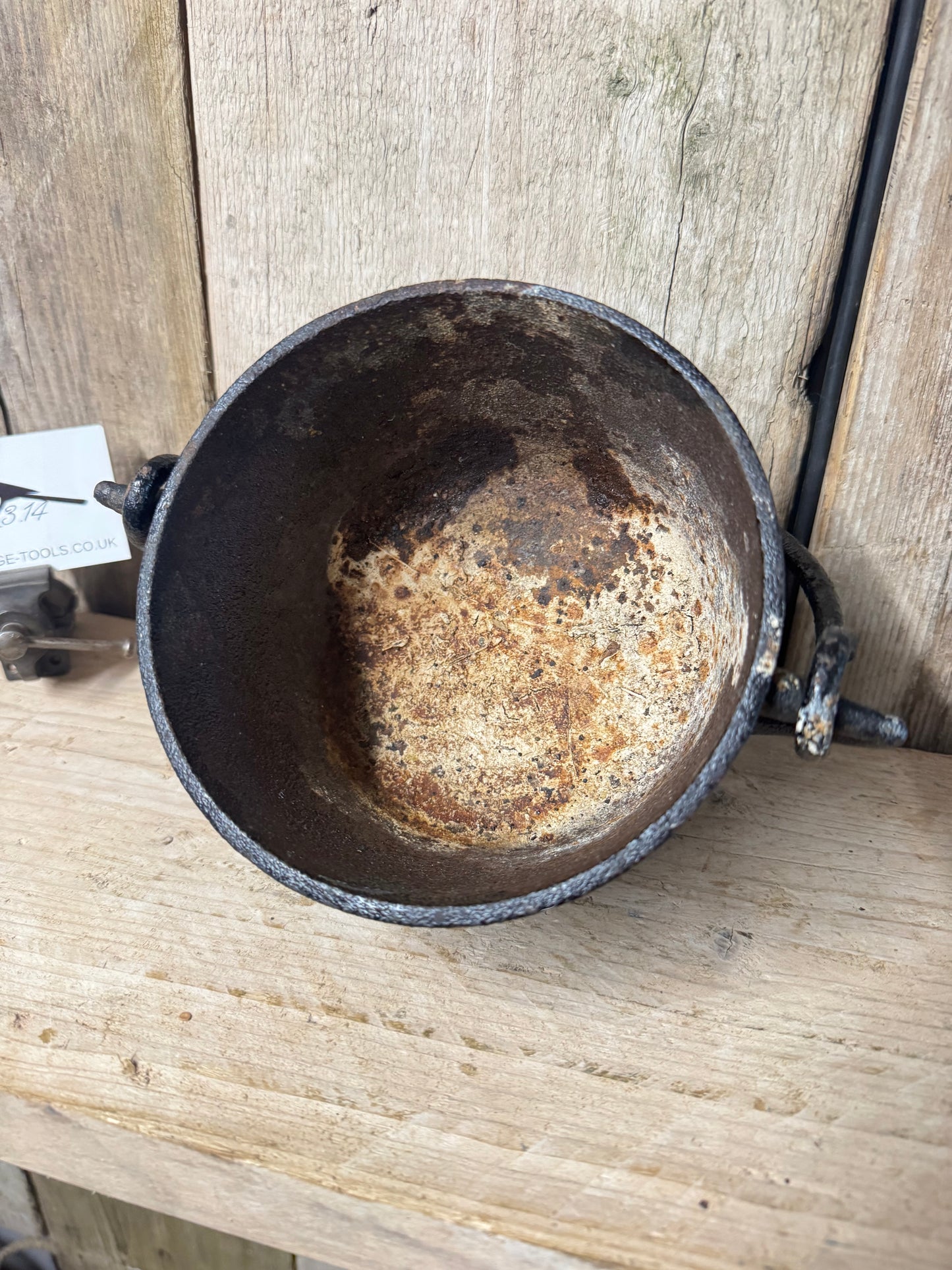 No 6 Cast Iron Glue Pot