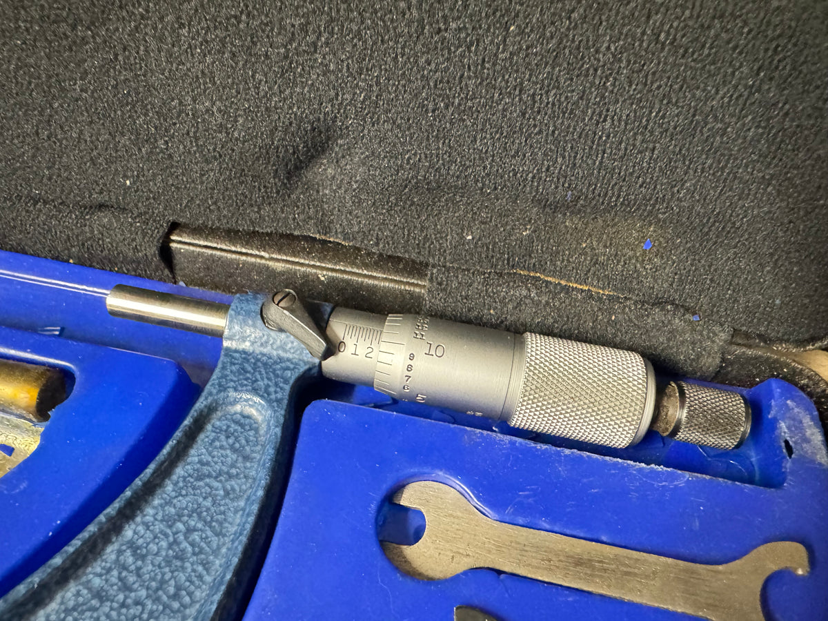 Moore & Wright No 942 2-6" Micrometer