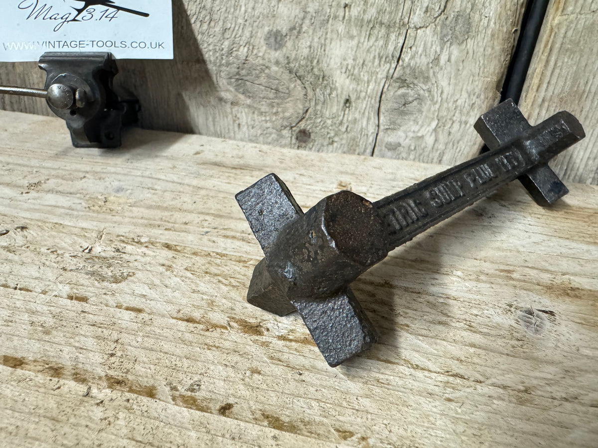 T.L. & E Corp Metric Sump Plug Key