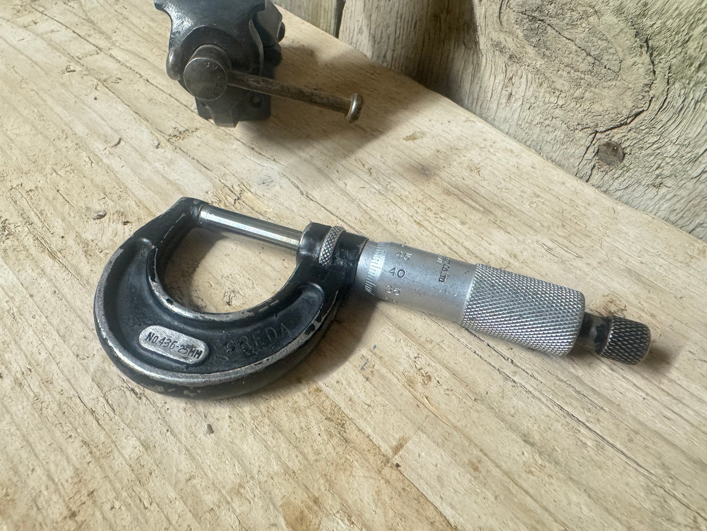 LS Starrett No 436 0-25mm Micrometer