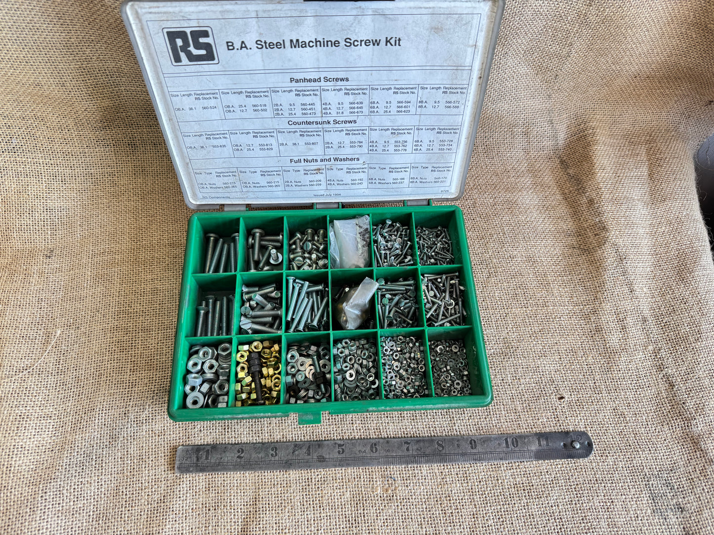 RS Components 849-439 Machine Screw Set