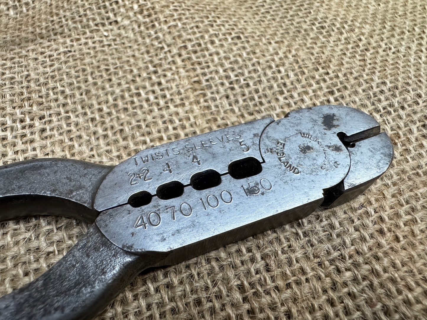 G.P.O Twist Nib / Sleeve Pliers