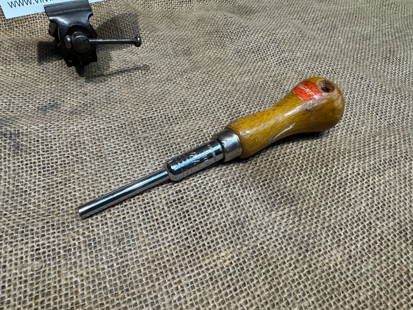 Spiralux Model 1850 Push Pin Tool